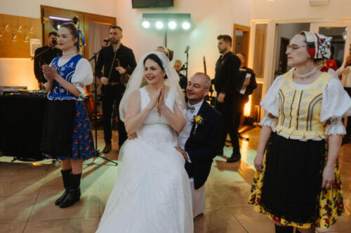 MM-853